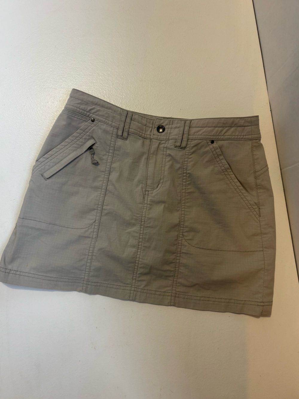 Title Nine Stretch Cargo Skort skirt size 6